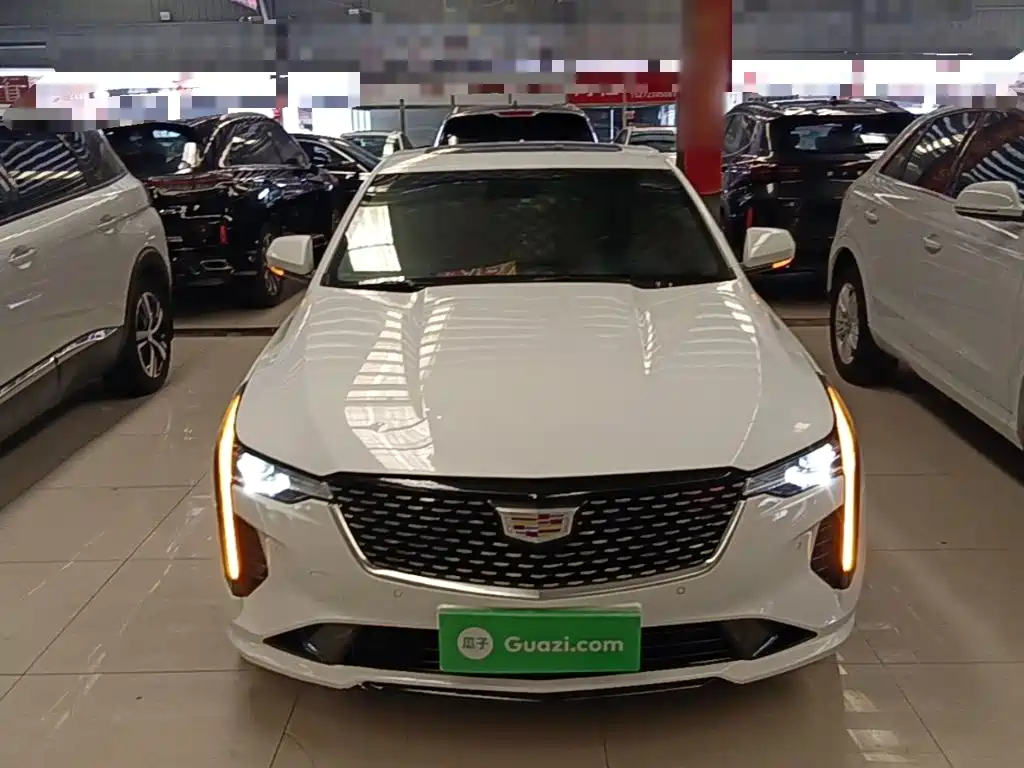 Cadillac CT4 2022 2022 28T Luxury Model