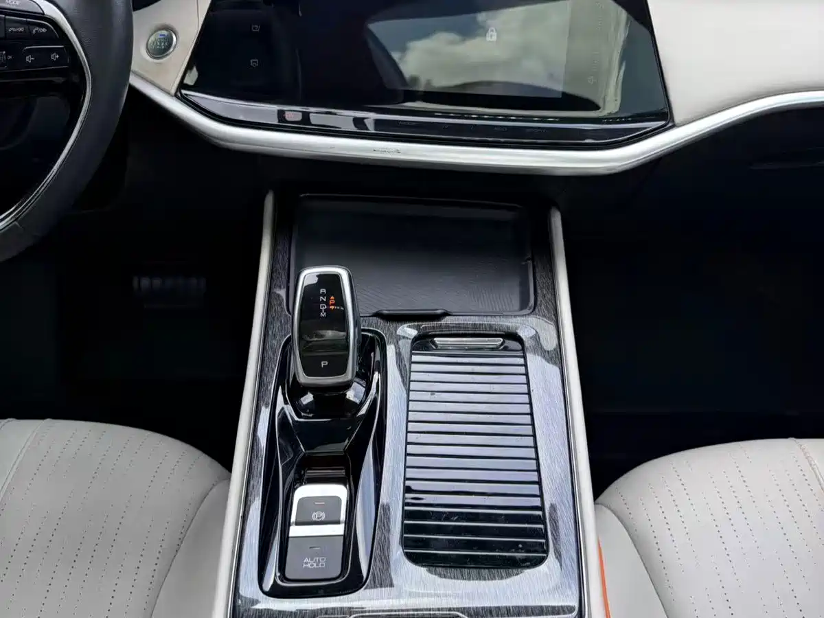 Dongfeng Aeolus Yixuan MAX 2022 2021 1.5T Super Dad Edition