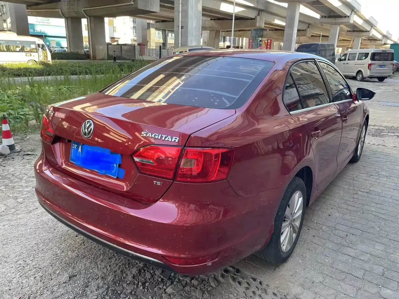 Фото 5 - Volkswagen Sagitar