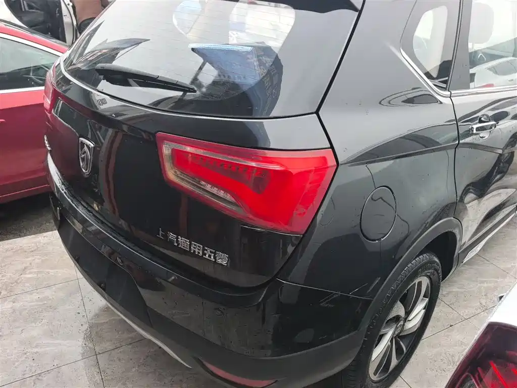 Baojun 560 2017 2016 1.8L iAMT Luxury