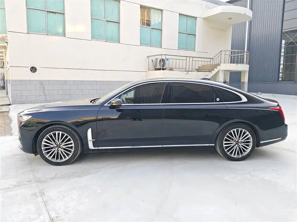 Hongqi H9 2023 Model 2.0T Smart Connect Flagship Edition фото 4