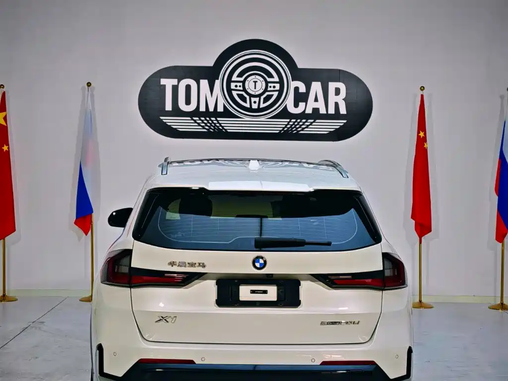 BMW X1 2024 2023 sDrive20Li X Design Package