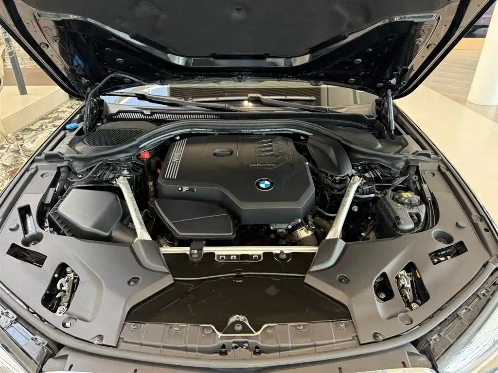 BMW 5 Series, миниатюра 12