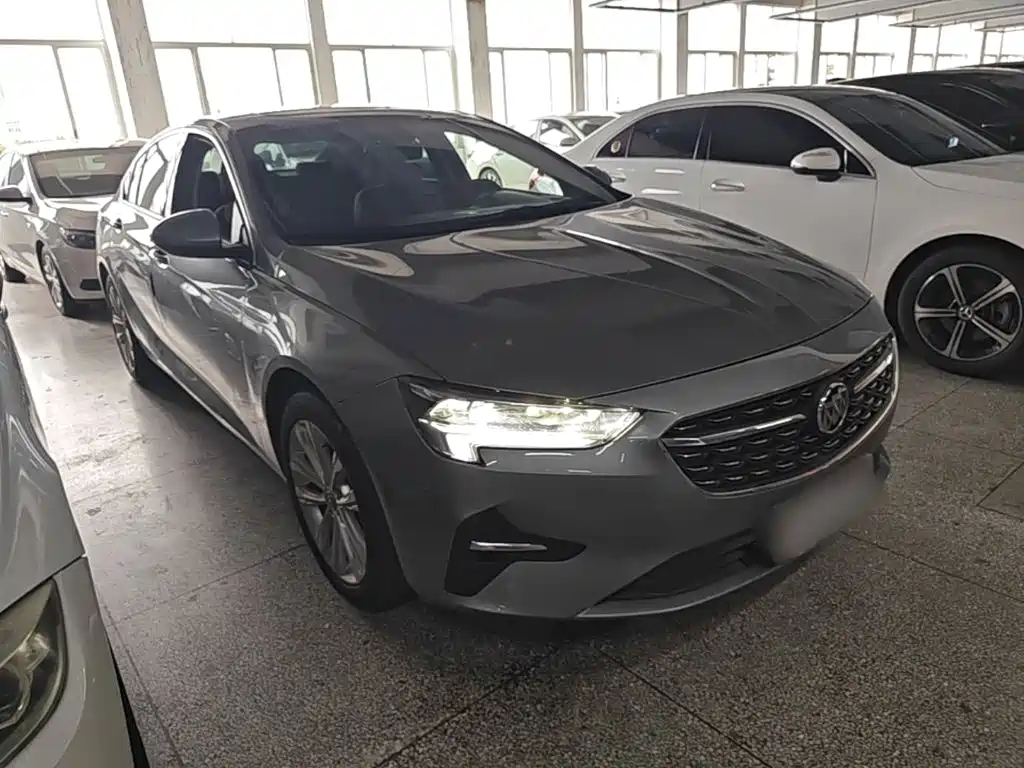 Фото 4 - Buick Regal