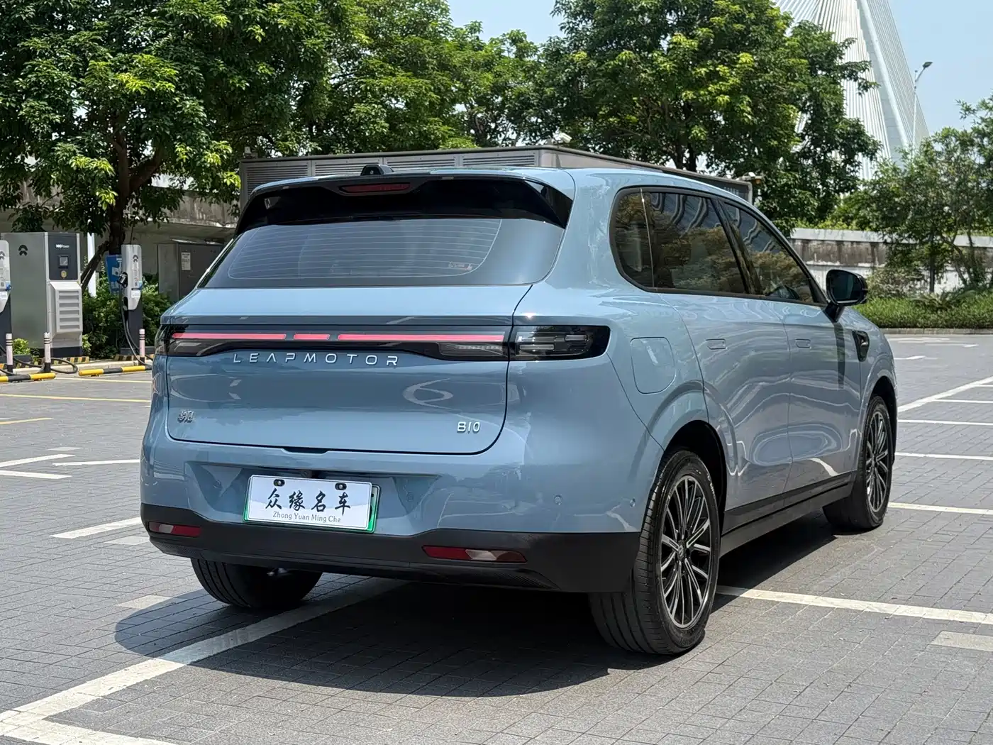 Фото 6 - Leapmotor B10
