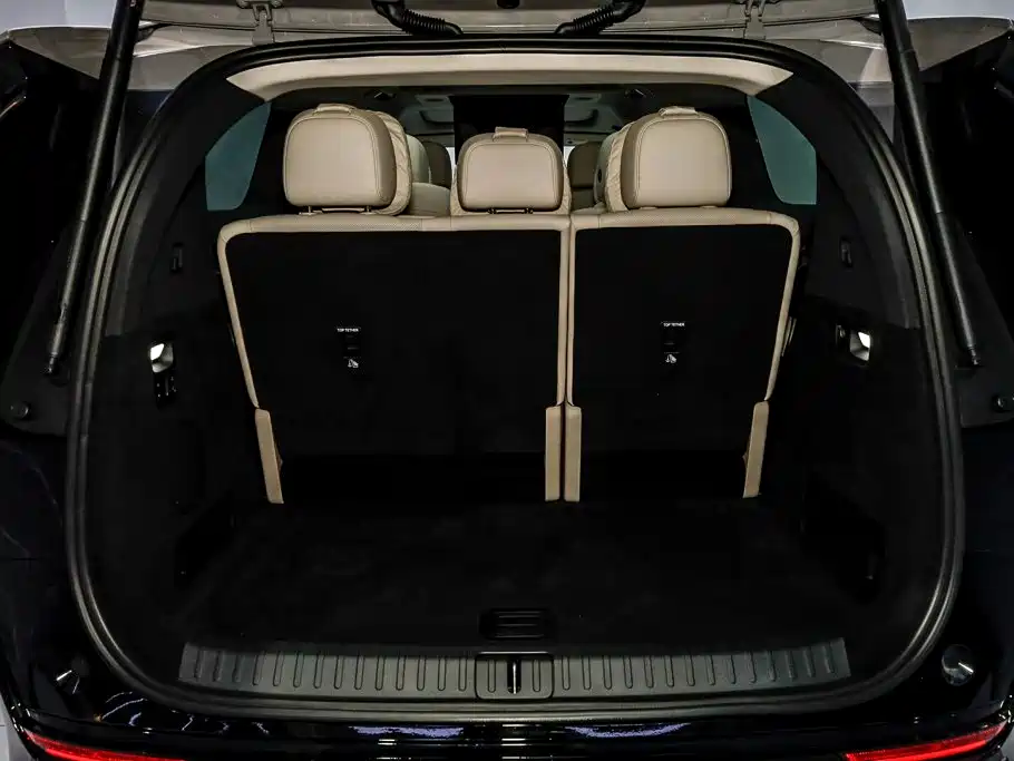 Li Auto MEGA 2025 2025 Ultra Smart Renewal Edition