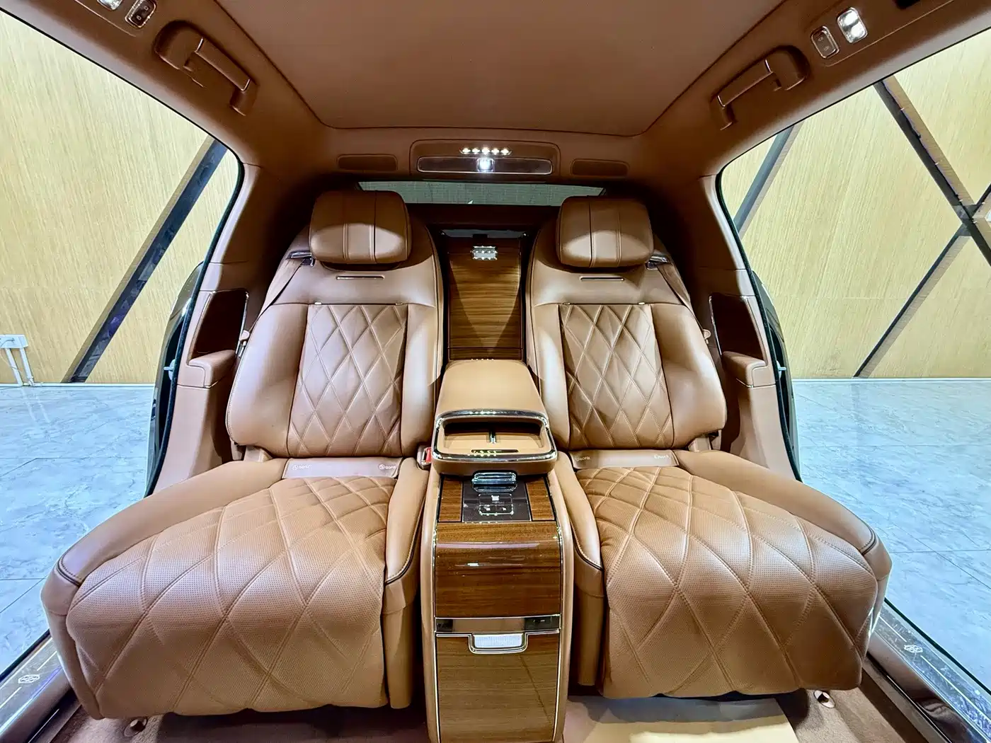 Zunjie S800 2026 2025 Model Extended Range Starlight Executive Edition 4-seater