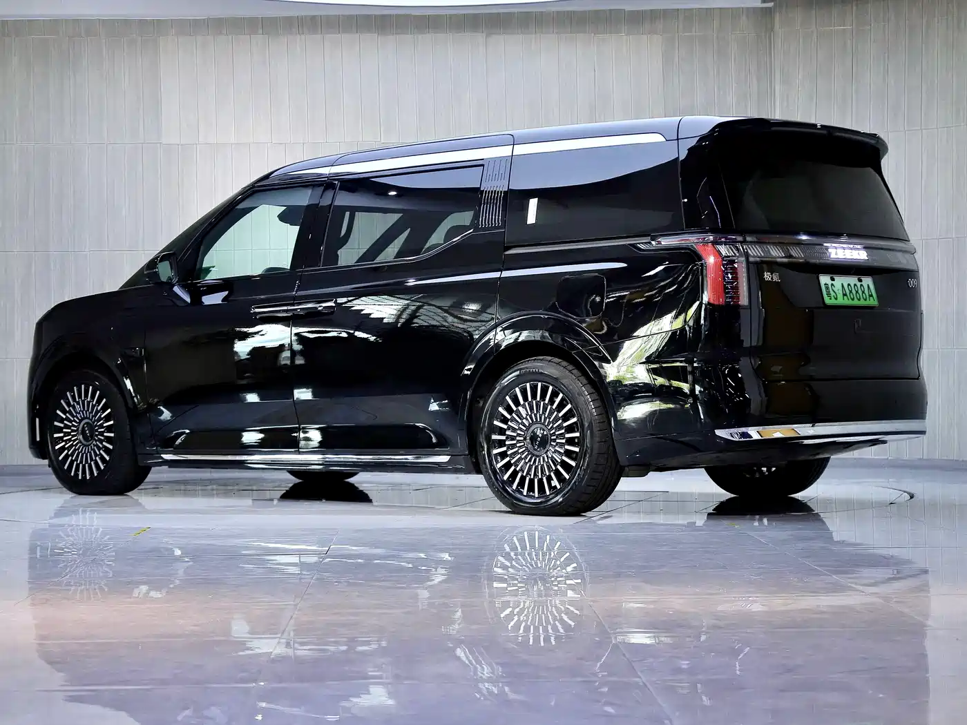 ZEEKR EXTREME KRYPTON 009