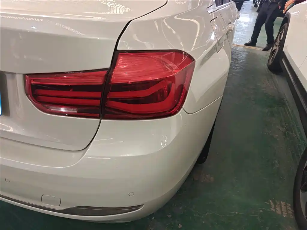 BMW 3 Series 2018 320Li Fashion Style фото 24