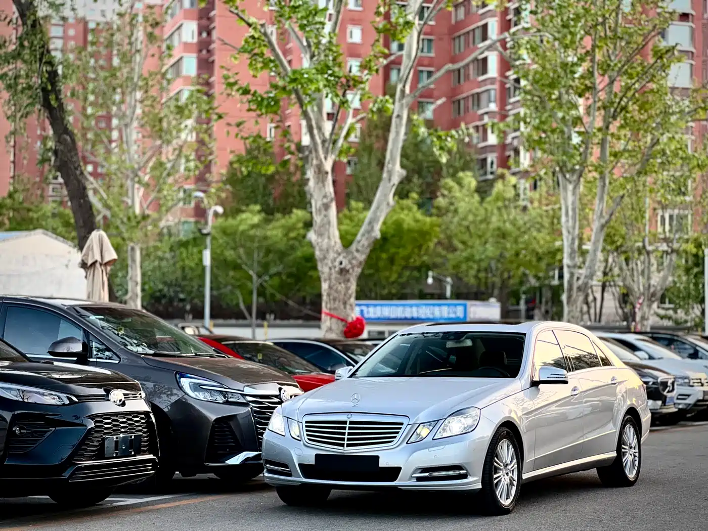 Mercedes-Benz E-Class 2011 E 300 L Elegance