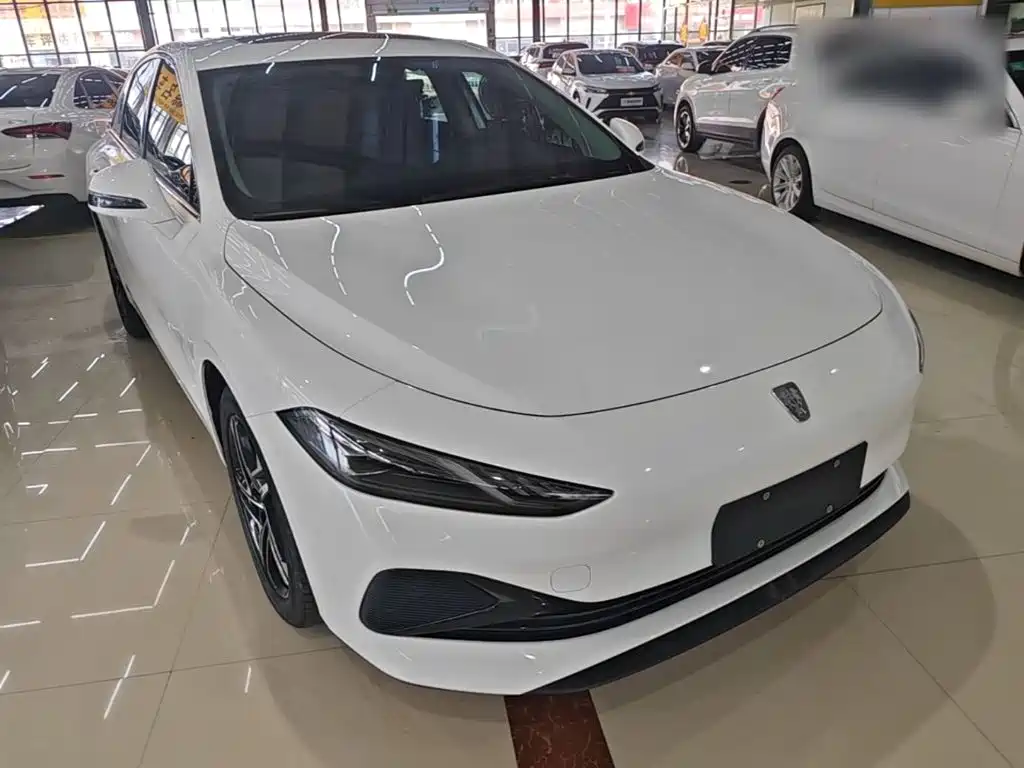 Roewe D7 2024 2023 DMH 125km Beyond Edition