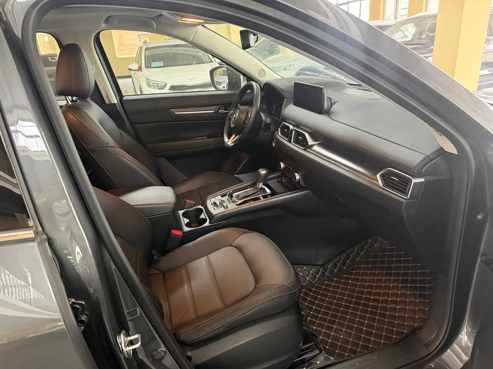 Фото 4 - Mazda CX-5