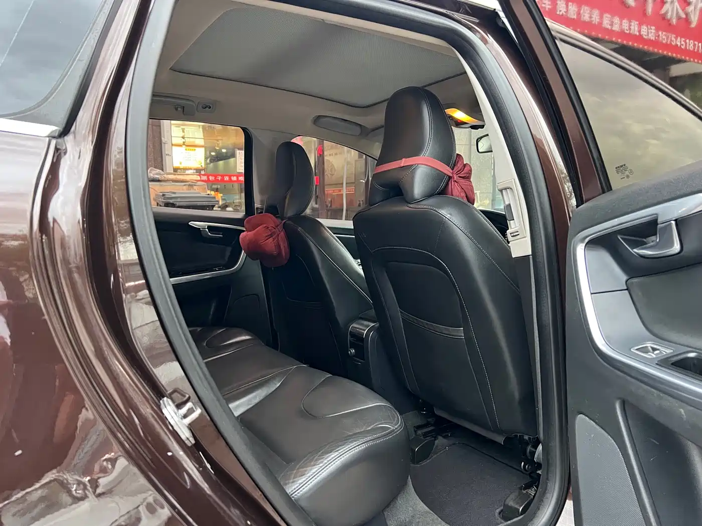 Photo 11 - Volvo XC60