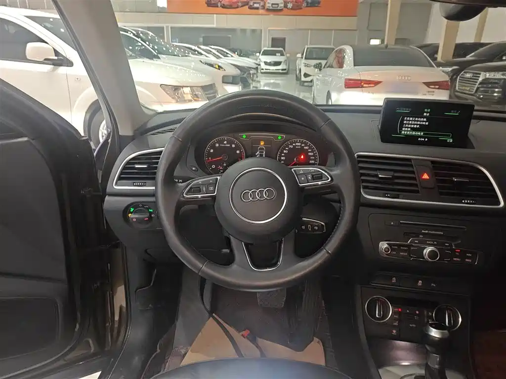 Audi Q3 2017 35 TFSI Fashion фото 8