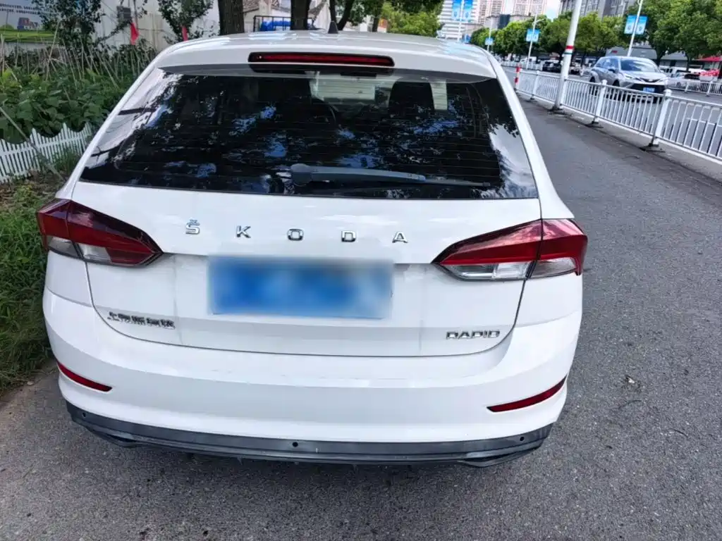 صورة 6 - Škoda Skoda Rapid Spaceback