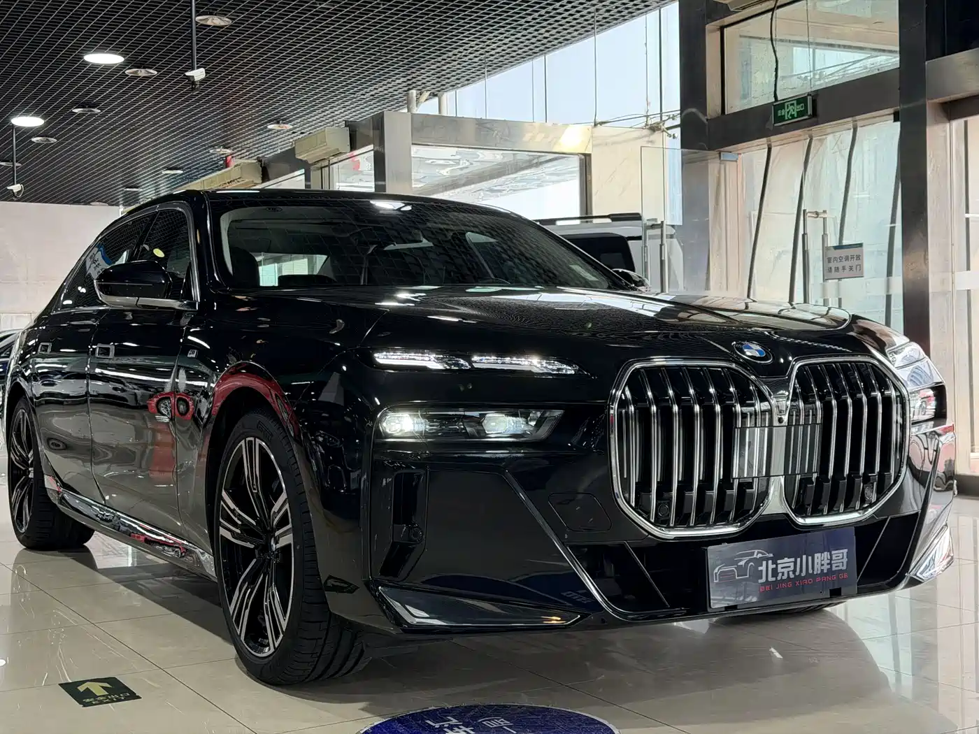 BMW 7-SERIES