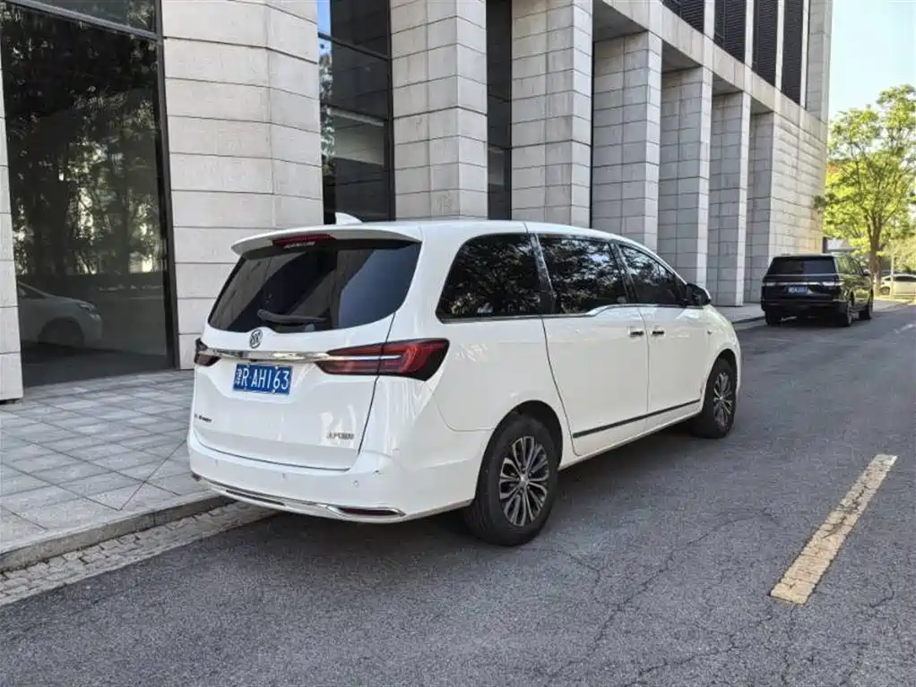 Buick GL8 2021 Land Business Class 652T Luxury фото 4