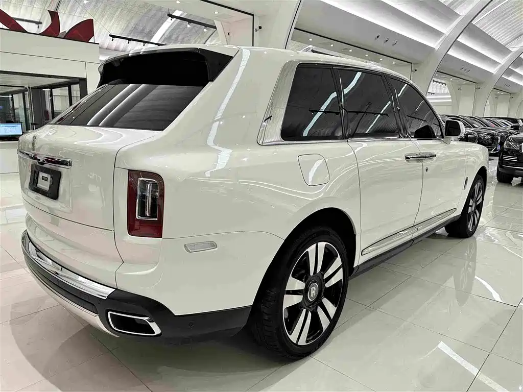 Rolls-Royce Cullinan 2021 2018 5-Seater Version