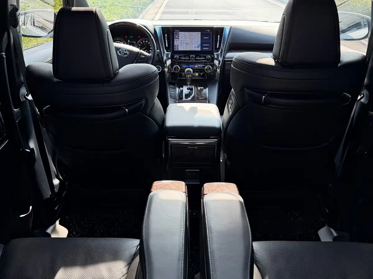 Toyota Vellfire 2021 2020 Twin Engine 2.5L HV Premium Edition