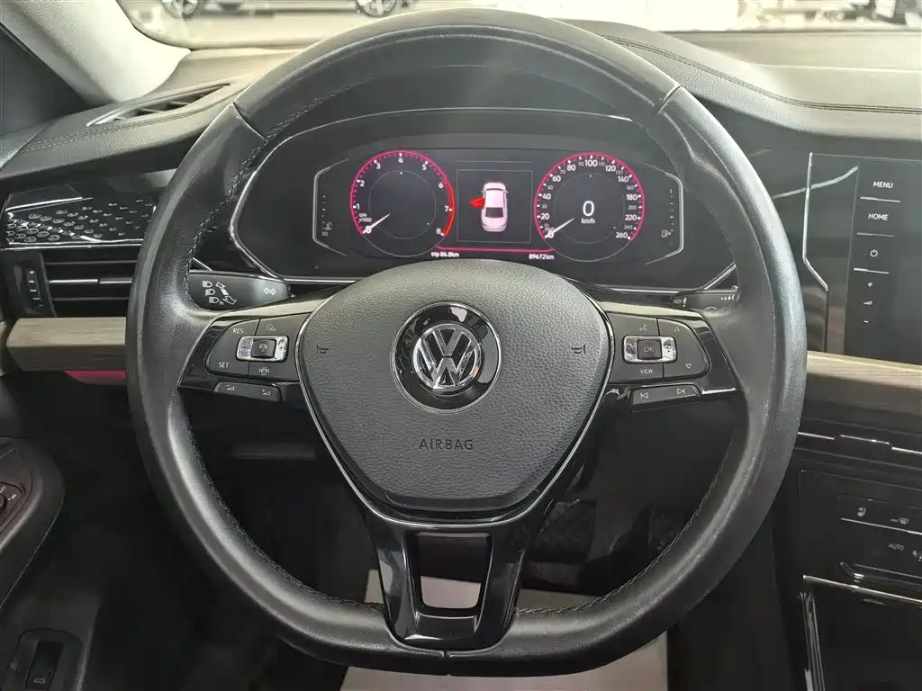 Volkswagen Passat 2019 330TSI Luxury Edition China VI фото 9