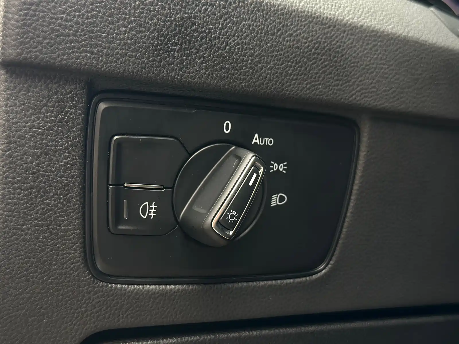Фото 8 - Volkswagen Magotan GTE Plug-in Hybrid