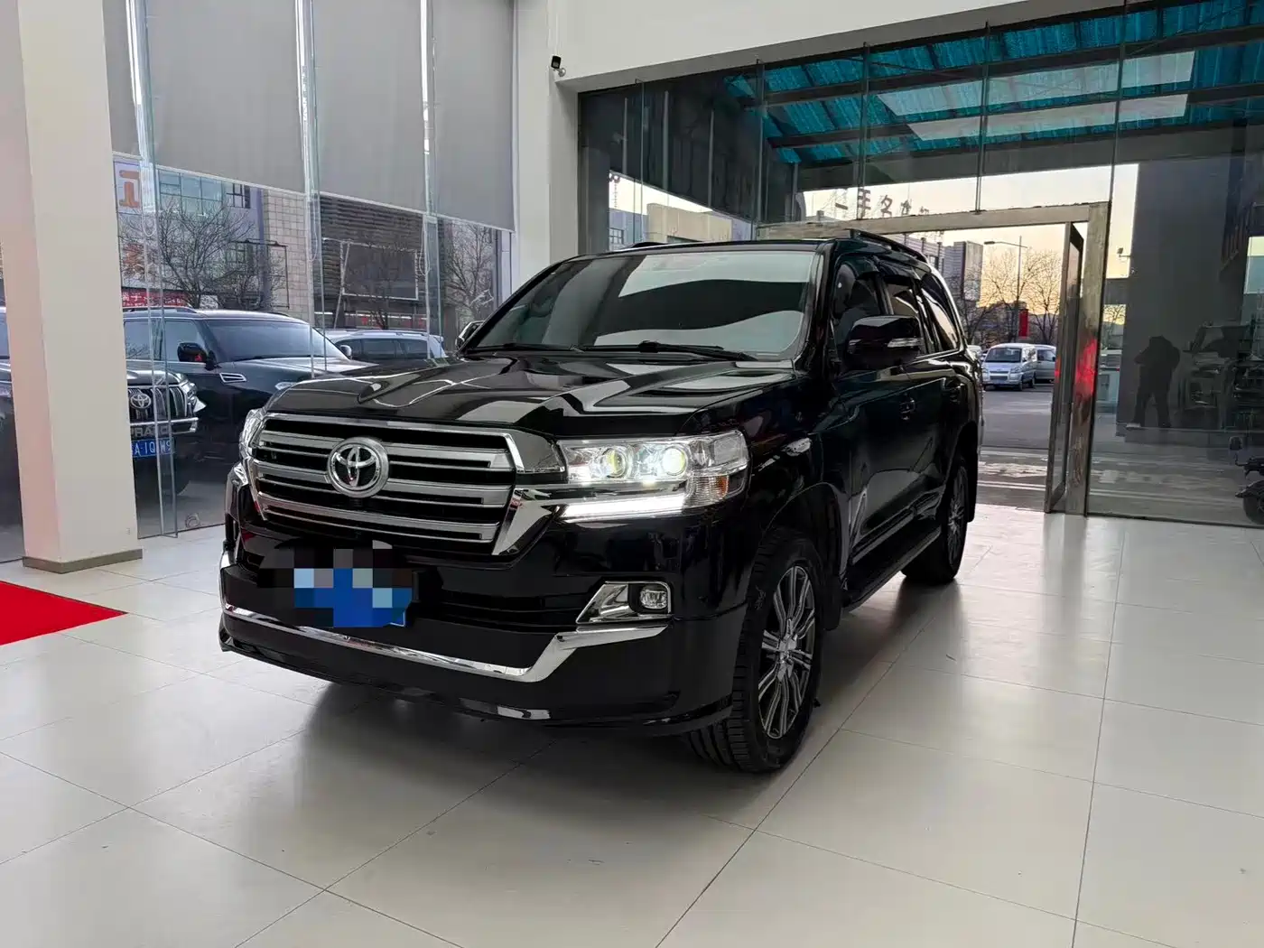 Toyota Land Cruiser (Import) 2015 4.0L V6 Middle East Limited Edition