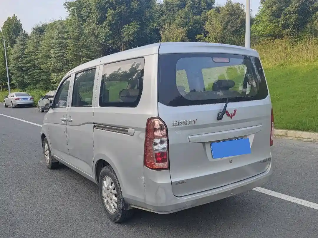 Wuling Motors Wuling Rongguang V 2015 2015 1.2L Standard