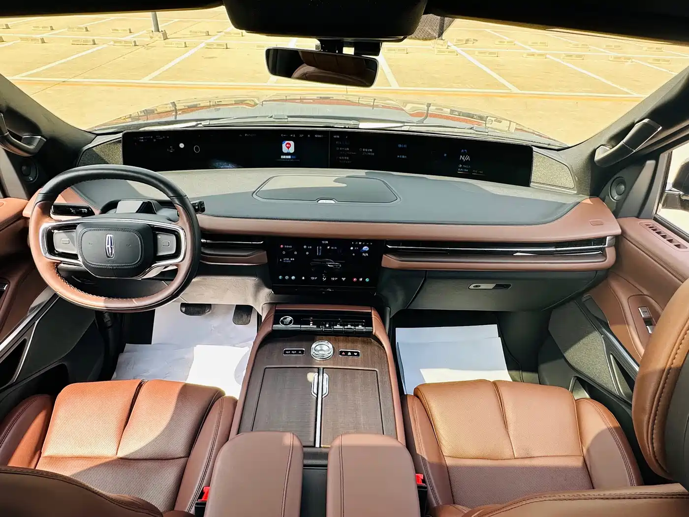 Фото 27 - Lincoln Navigator