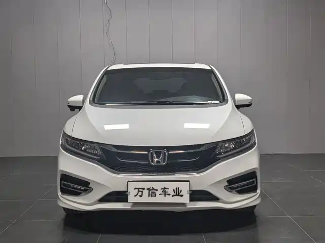  Honda Jade 2017 210TURBO CVT Luxury Edition 5-seater