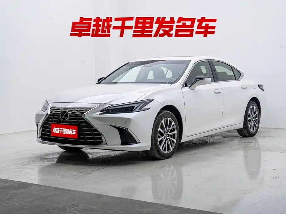 Lexus ES 2025 2025 200 Ultimate Edition