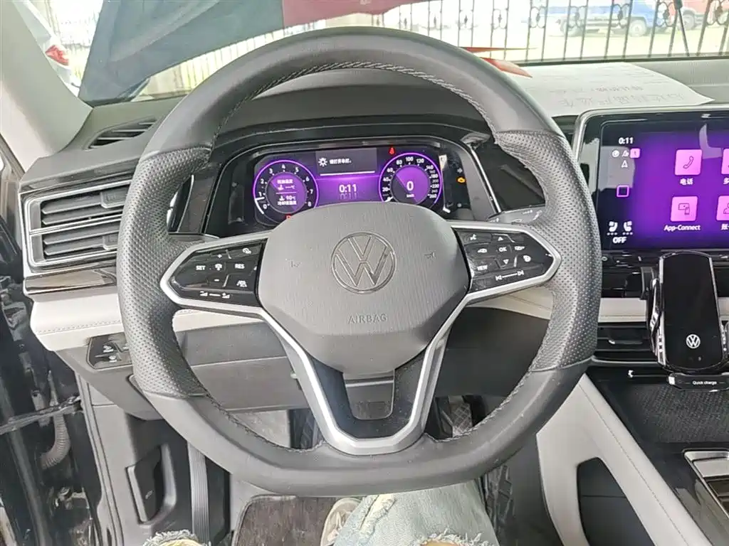 Volkswagen Teramont 2024 380TSI 4WD Dragon Glory Edition фото 11
