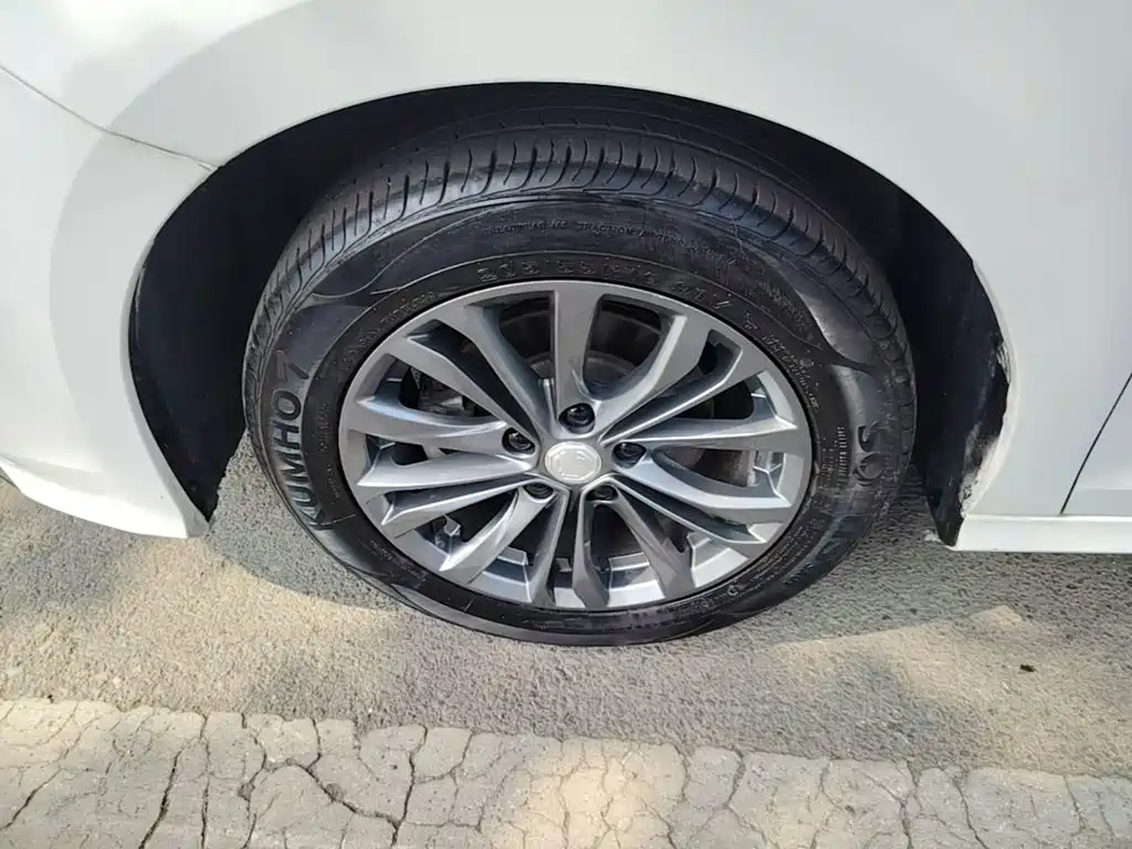 MG MG5 2024 2025 180DVVT Global Luxury Edition