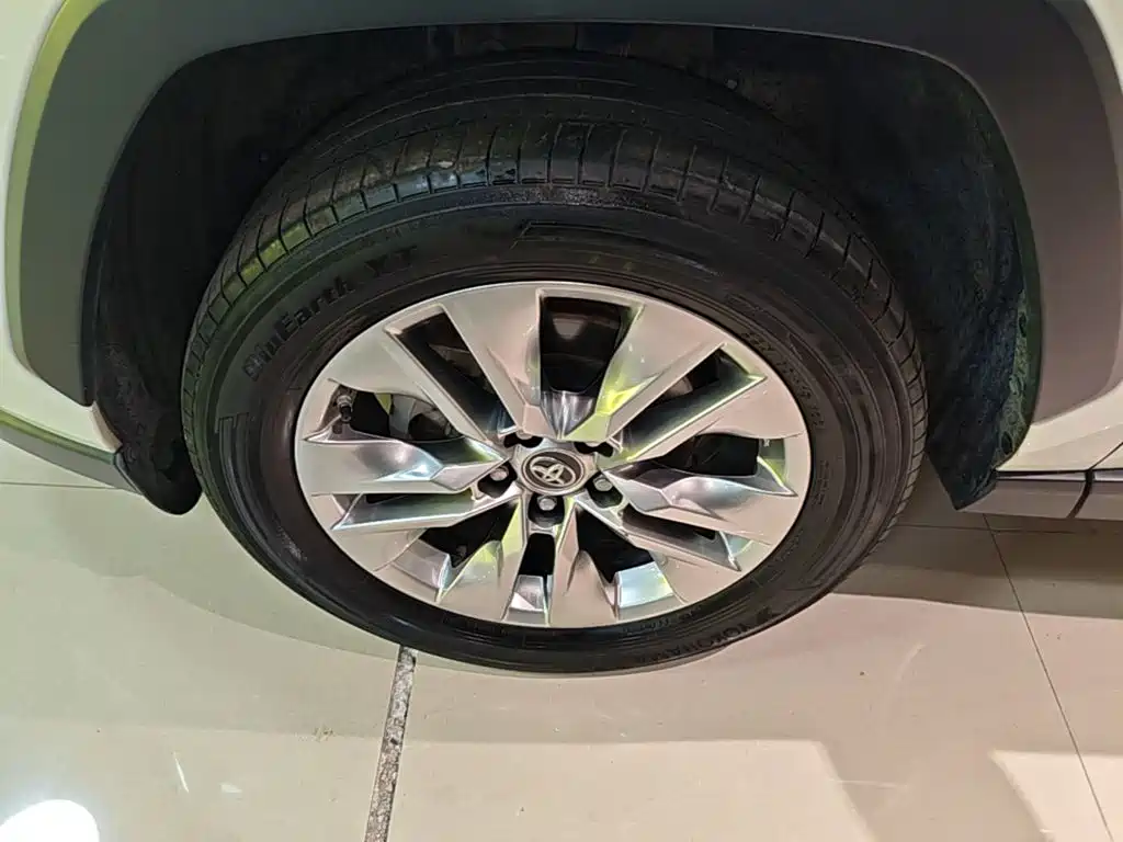 Toyota Wildlander 2021 2020 Hybrid 2.5L E-CVT AWD Luxury Edition