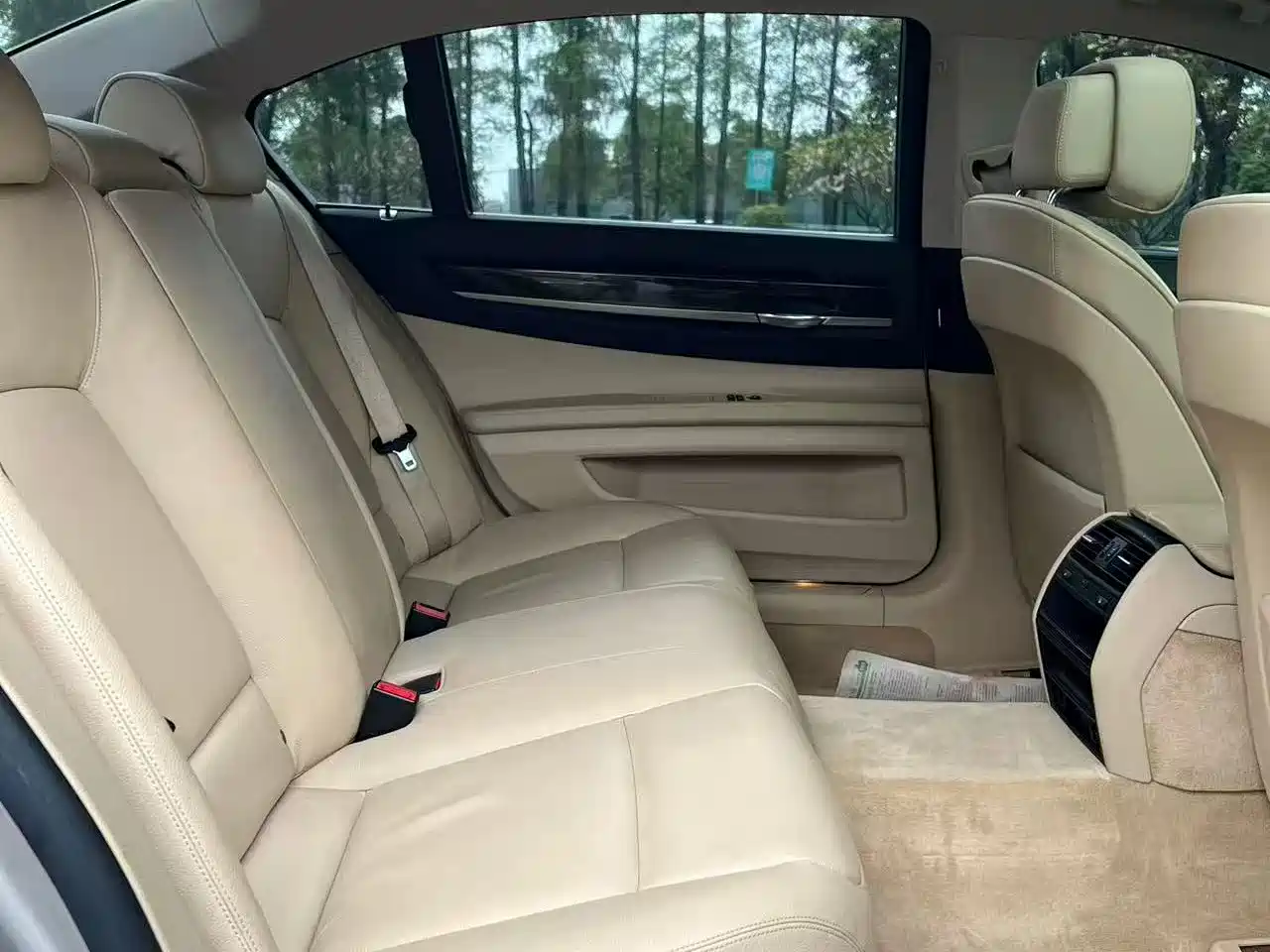 BMW 7 Series 2011 730Li Elegance фото 7