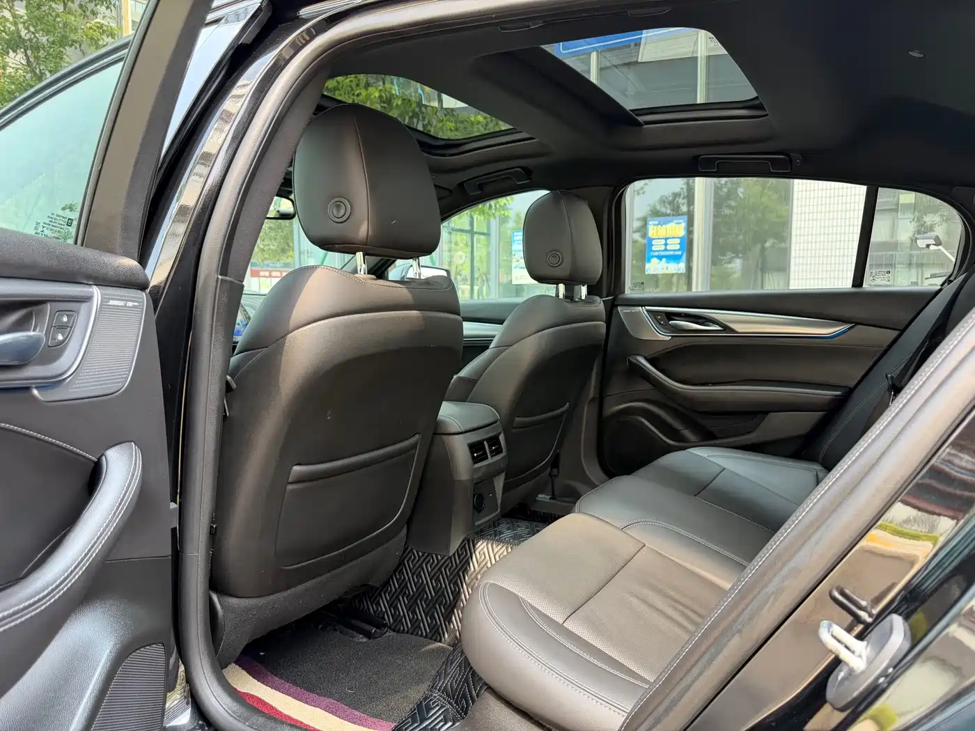 Фото 6 - Cadillac CT5