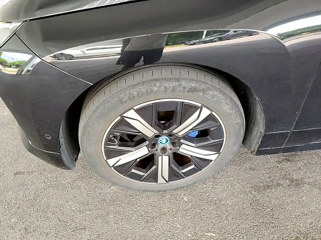 BMW iX 2023 2022 xDrive40