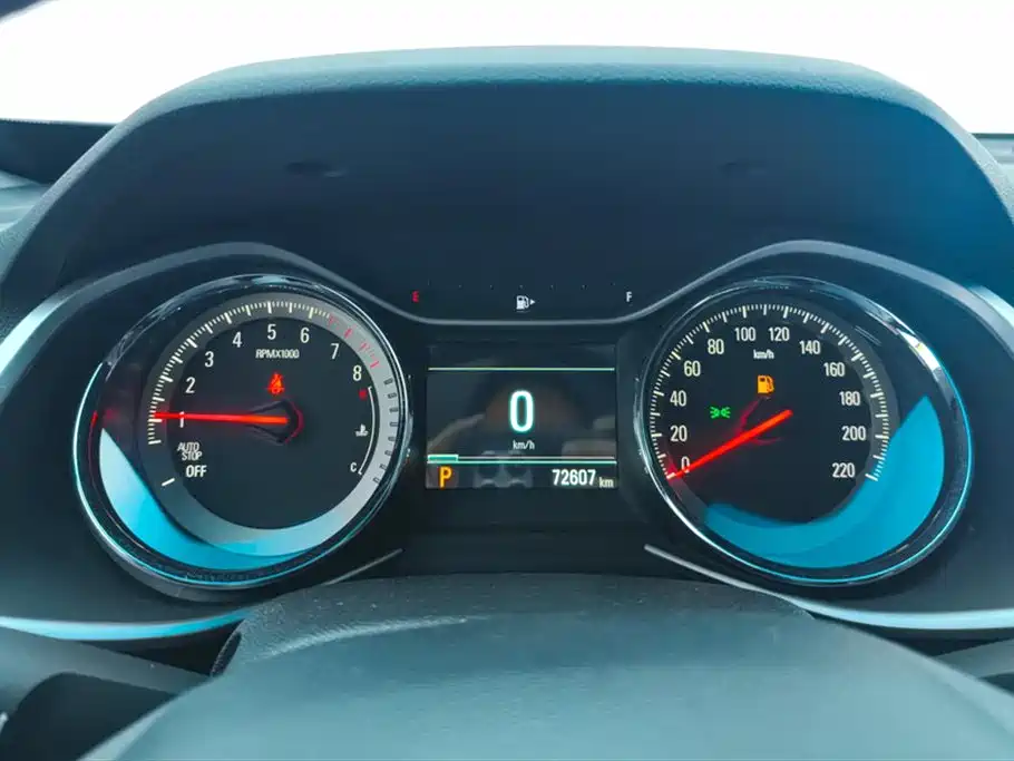 Chevrolet Volando 2018 Redline 530T Auto Premium Edition (5+2 seater) China V фото 14