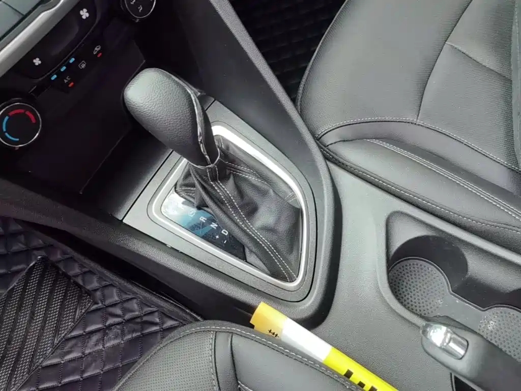 Фото 14 - Buick Excelle