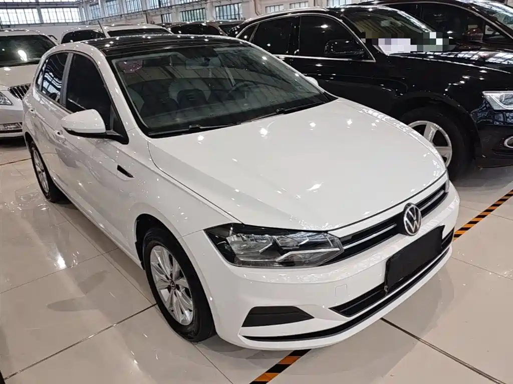 Volkswagen Polo 2021 Plus 1.5L Automatic Colorful Tech Edition фото 4