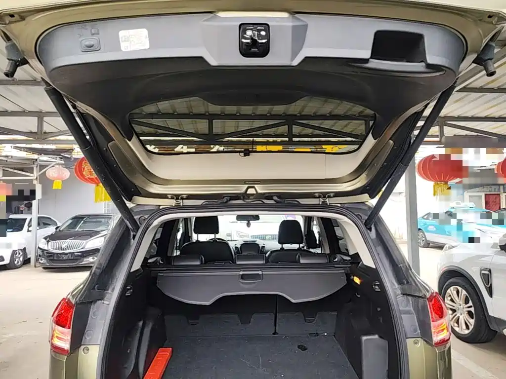 Фото 15 - Ford Kuga