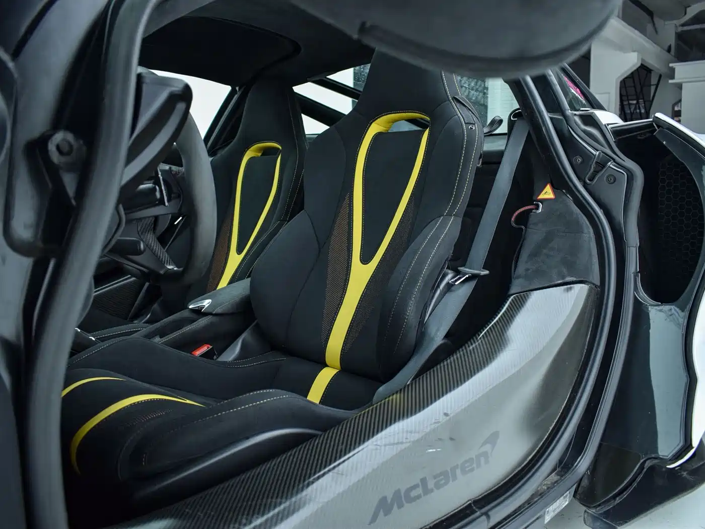 McLaren 720S 2019 4.0T Coupe фото 10