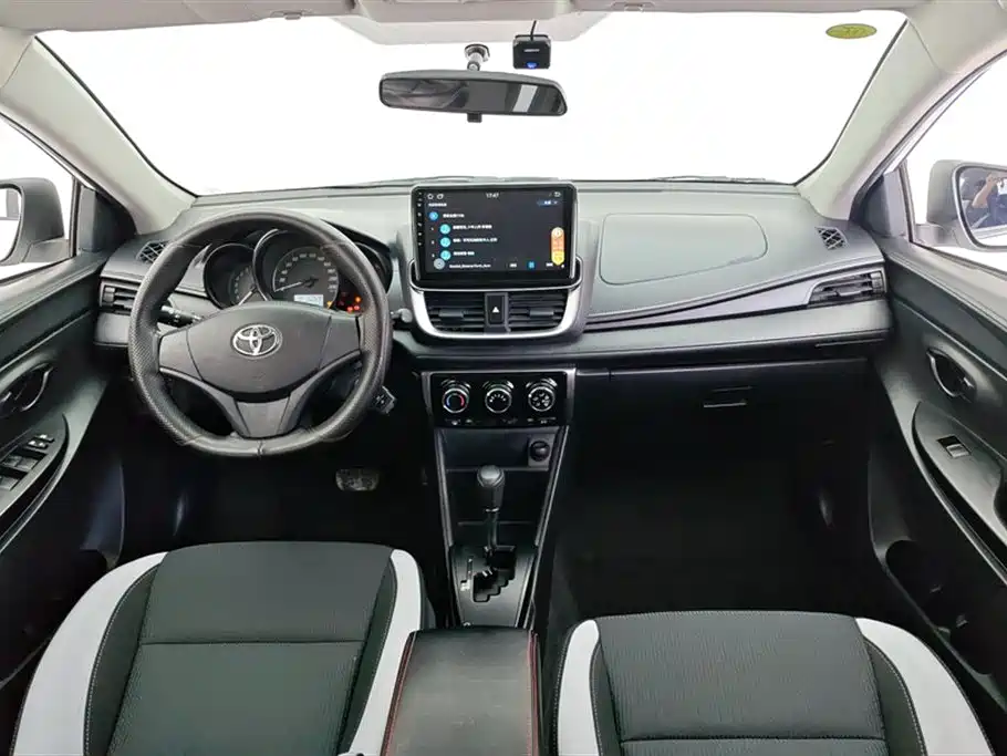 Toyota YARiS L Zhi Xuan 2020 Zhi Xuan X 1.5L CVT Leading фото 12