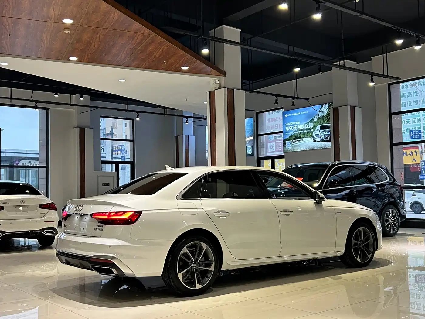 Audi A4L 2025 2 Million Celebration Edition 40 TFSI Fashion Dynamic фото 28