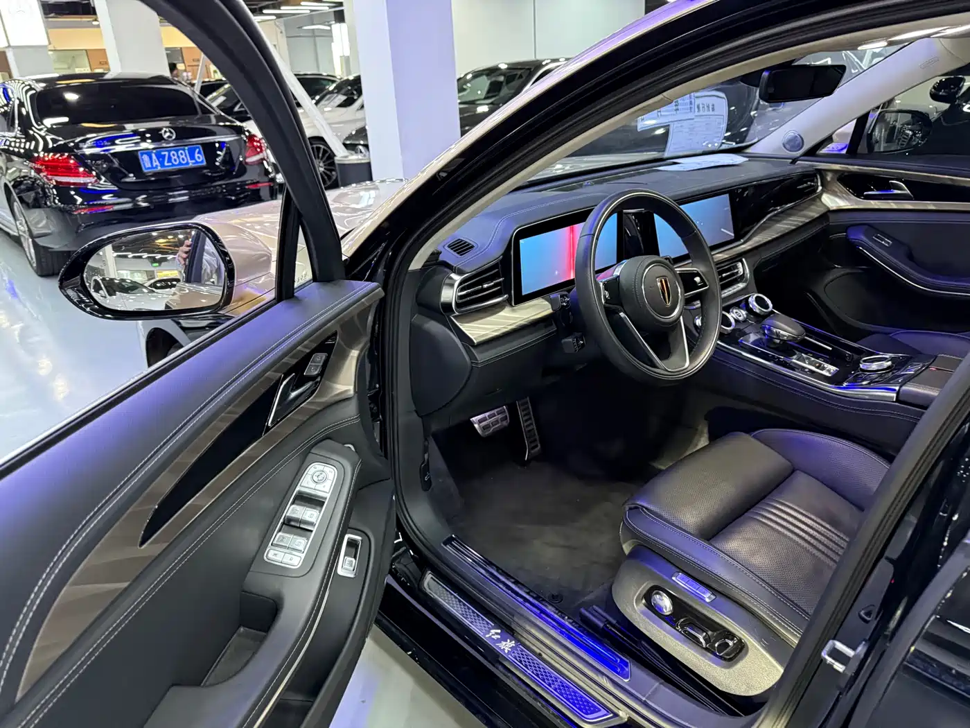 Hongqi H9 2020 2.0T Smart Connection Qi Xiang Edition фото 11