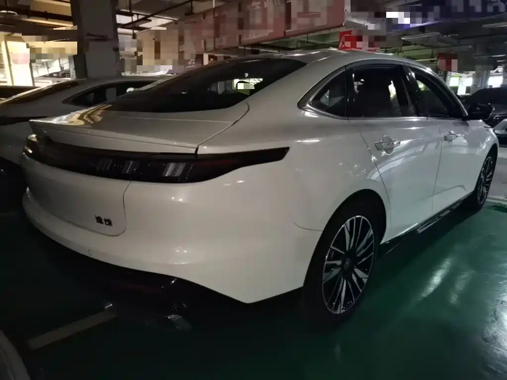 Changan Eado 2025 2025 Model Year Facelift 1.5T 500Bar Premium Edition