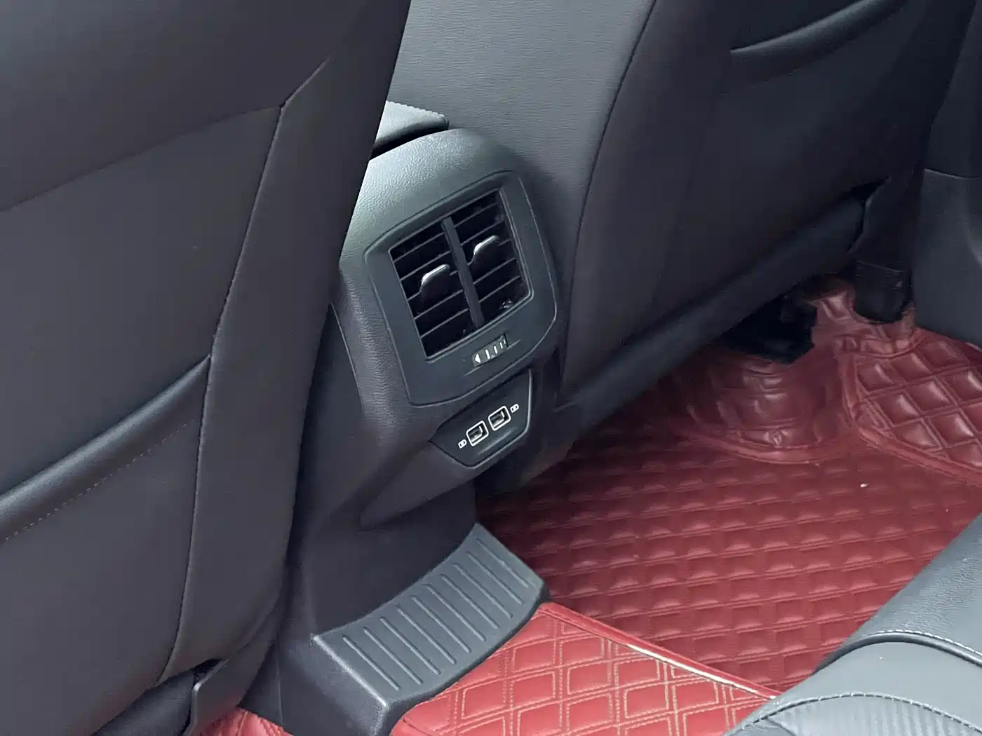 Volkswagen T-ROC 2022 280TSI DSG 2WD Comfort PLUS фото 13