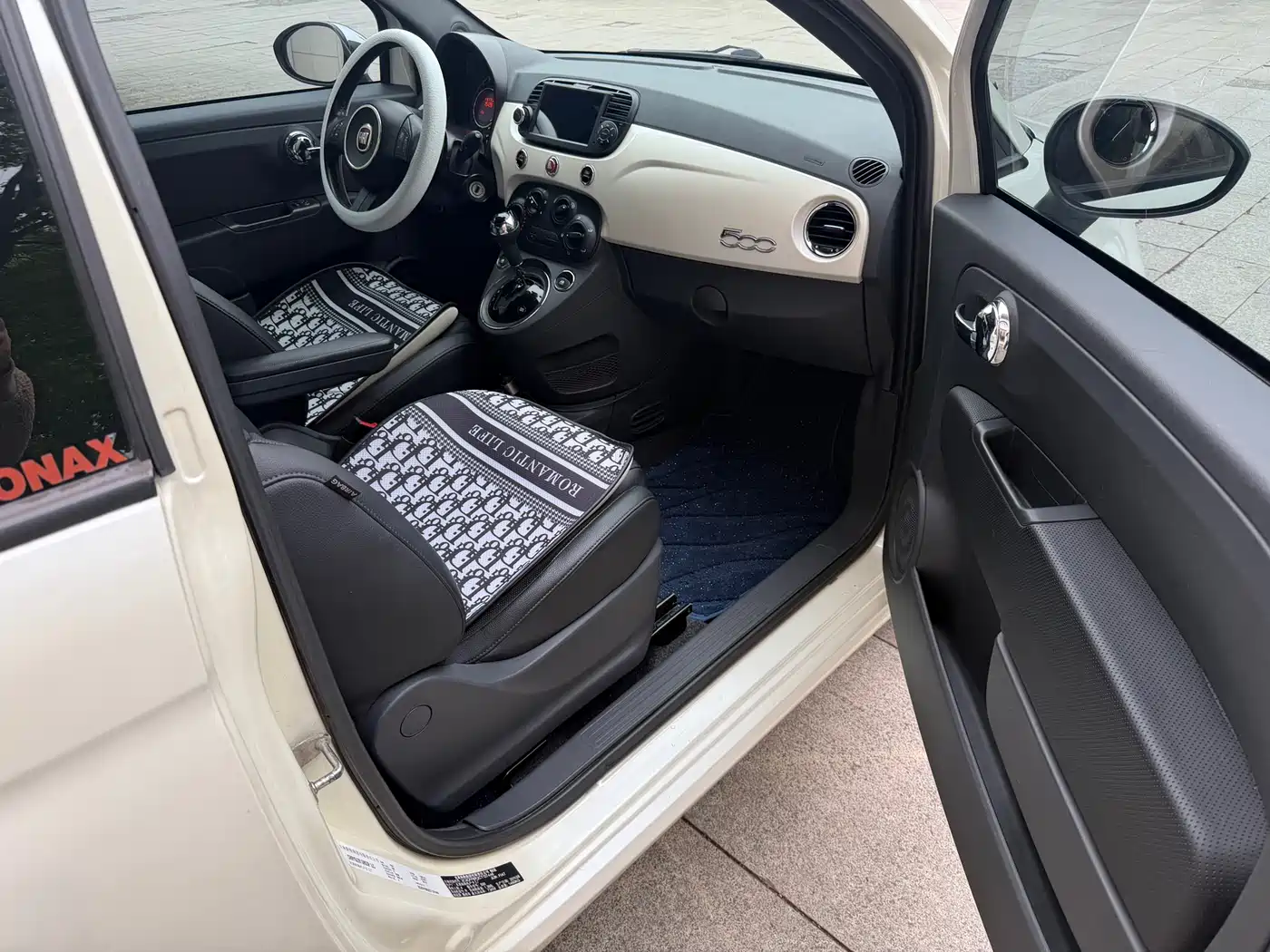 Fiat 500 2011 1.4L Sport Edition фото 11