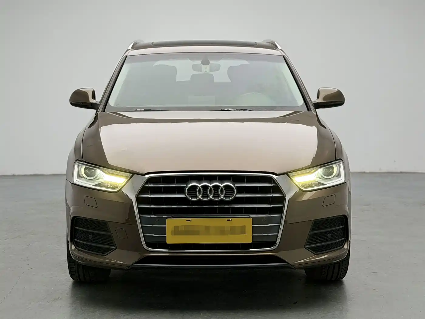 Фото 2 - Audi Q3