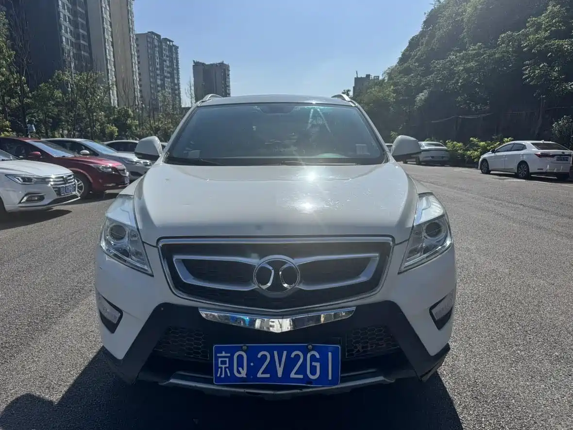 BAIC Senova X65 2015 2015 2.0T Automatic Elite