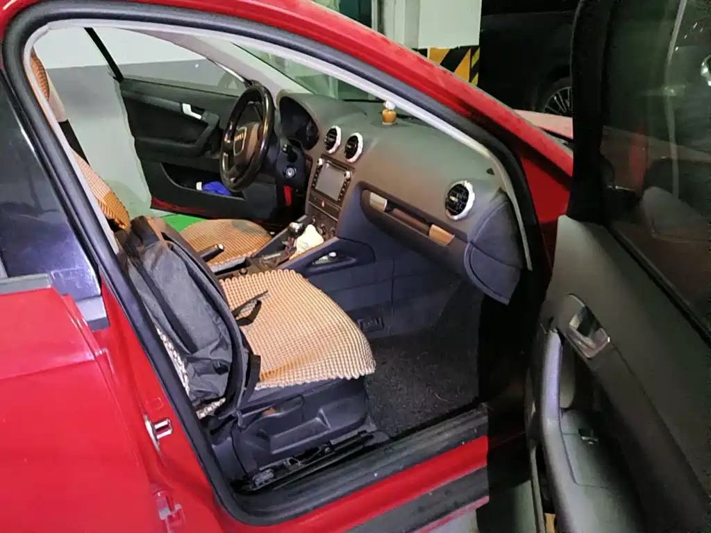 Photo 10 - Audi A3 (Import)